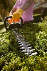STIHL HS 45 | Light and compact 18"/45cm hedge trimmer